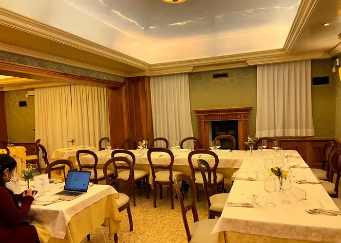 Hotel Ristorante Ca\' Nova