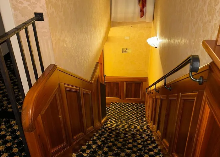 Hotel Ristorante Ca\' Nova
